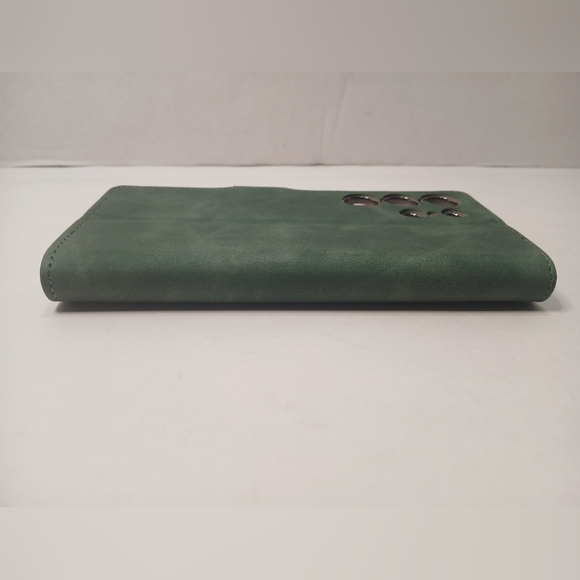 Green Leather Phone Case - Picture 8 of 14